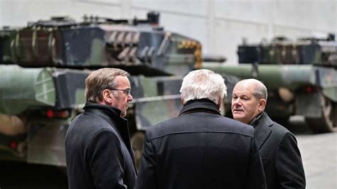 Bundeswehr-Skandal befeuert Putins Propaganda: Russland wirft Scholz ...