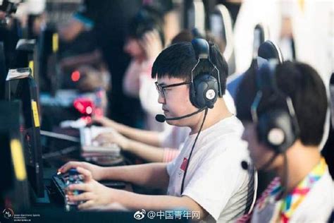 LCK粉丝对于亚运会中国夺冠的发言，爱国在行动上，不仅限于键盘