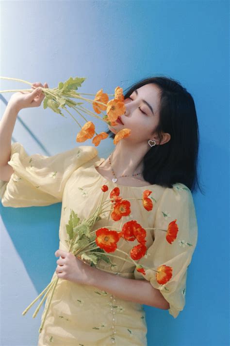 许佳琪微博图片