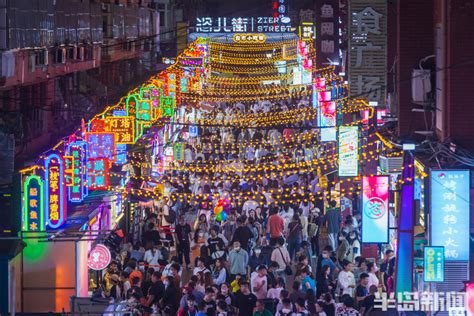 2021水井巷是西宁市里最著名最热闹的步行街，如同每个大城市都有那么一条闻名全国的步行街一样，比如北京..._水井巷-评论-去哪儿攻略