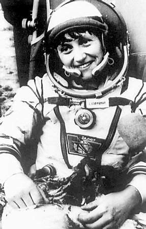 第一个上太空的女宇航员是谁 谁是第一位登上太空的女宇航员_知秀网
