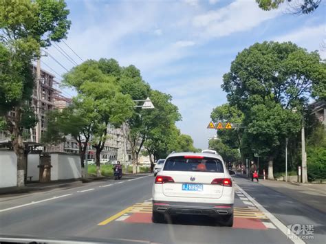 S327省道建设村–道头金路段绝大部分非机动车护栏已拆除-讲白搭-台州19楼