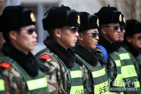 西藏阿里边境管理支队开展清明祭扫活动 -中国警察网