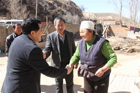 市城乡建设规划局领导班子深入黄家圪崂村开展群众路线教育实践活动调研学习 - 文昌集团