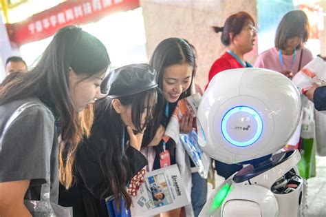 首届宁夏“互联网+教育”装备博览会在银川举行-宁夏新闻网