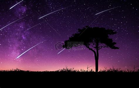 夜晚的流星雨图片素材-正版创意图片500467321-摄图网