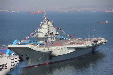 中国航母平台交付海军舷号16号舰 将出港入役(组图) - 青岛新闻网