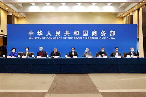2020服贸会上海主题日活动上午举行：为全国服务贸易发展贡献上海力量，一批优质投资项目集中签约