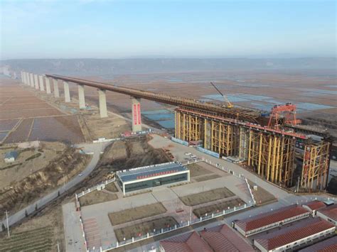 中国铁建投资集团有限公司 集团要闻 临猗黄河大桥全线承台全部完成