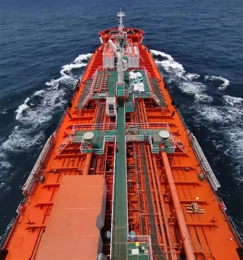 上海中远海运首艘13800吨不锈钢化学品船试航成功 - 橙心网