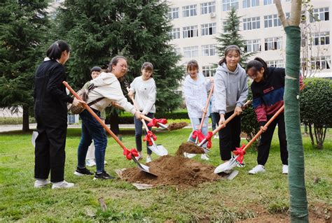 天水师范学院青年志愿者助力天水市创建全国文明城市-天水师范学院---新闻中心