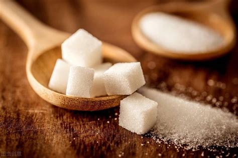 同样是白糖，北方普遍吃绵白糖，南方多吃白砂糖，有什么区别吗？_甘蔗_颗粒_差异
