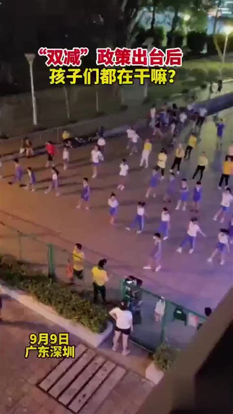 2022爆火广场舞《站在草原望北京》现场教学，别错过哦_腾讯视频