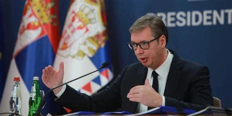 塞尔维亚总统武契奇：西方想让科索沃局势升级_手机新浪网
