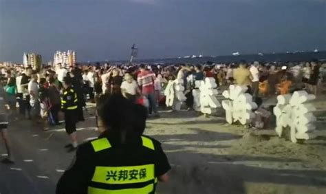 普吉沉船凤凰号打捞上岸，此前事故致47名中国游客遇难-大河新闻