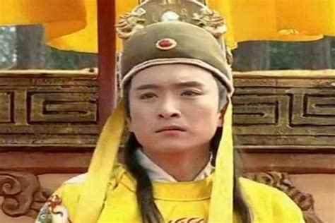 他是中国历史上第一位弑杀皇帝的人，最终被落了个诛灭三族的下场