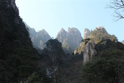 你知道黄山哪里最美吗？这个景点最容易看到云海，一月风景如仙境__财经头条