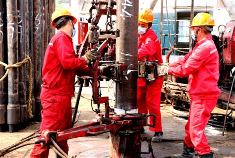 【油气】重庆钻井再破中石化5项钻井新纪录 - 中国石油石化