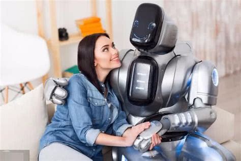 首批男机器人问世, 女性“试用”后都说好! 网友泪奔: 单身狗到老_中国机器人网