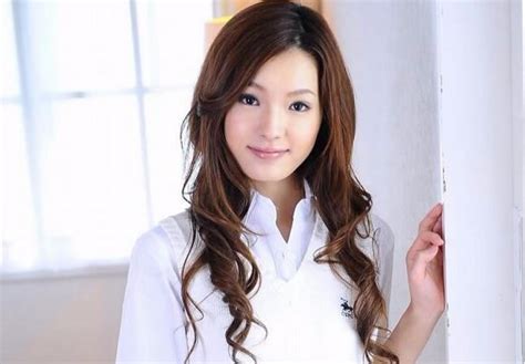 直击：日本选出的“最美十大女星”，我最喜欢第一名|出生|模特|歌手_新浪新闻