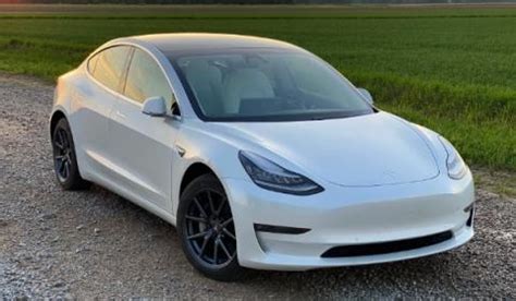 特斯拉model3分期首付多少钱 分期首付8万(36期月供5850)_玩车行家_百科_大销网