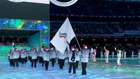普京起立迎接！俄罗斯奥委会代表团入场凤凰网体育_凤凰网