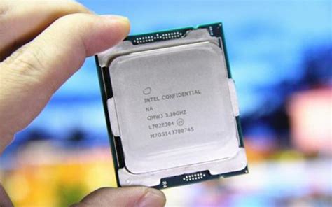 英特尔CPU怎么样 十代志强intel W-1250E处理器_什么值得买