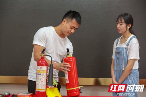 湖南益阳：全省首支专职消防宣传队伍正式上岗_普法风采_普法频道