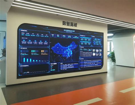 深圳P1.5MM户内COB显示屏 工厂