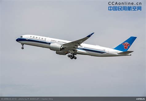 中国南方航空公司,航班,飞机,经济,纪实摄影,摄影素材,汇图网www.huitu.com