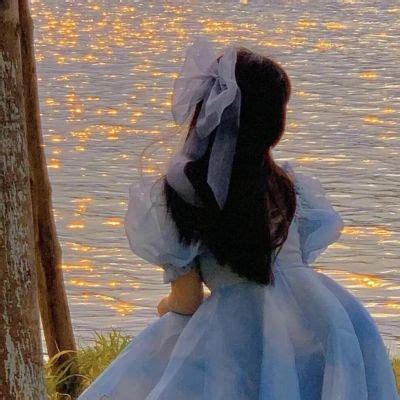 幼态甜美女生头像图片