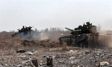 俄乌最新战况，俄在红利曼方向打击乌军人员，俄方指挥所被打击_腾讯视频