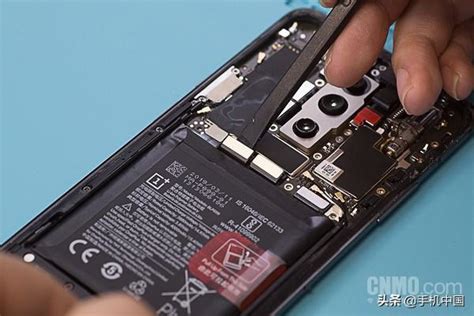 成都手机维修告诉你一加手机7Pro怎么拆机及换屏幕的价格 | 手机维修网
