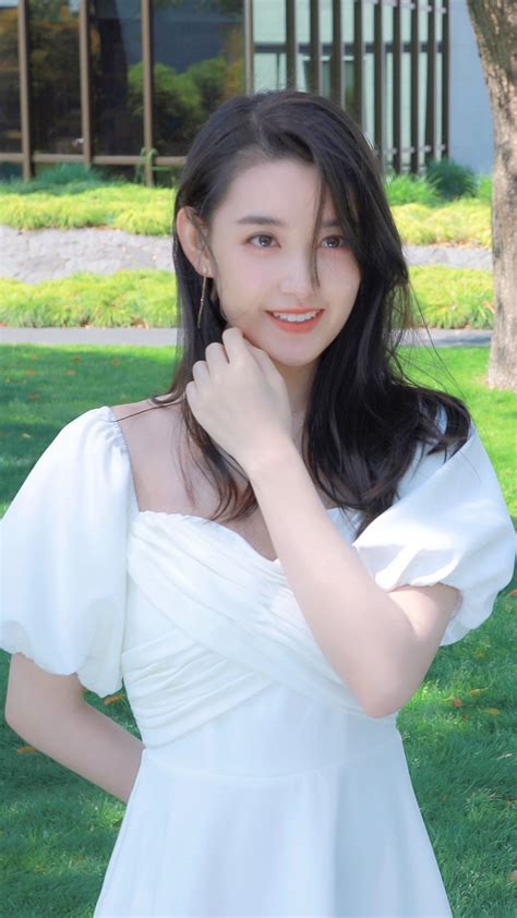 蒋依依非主流头像