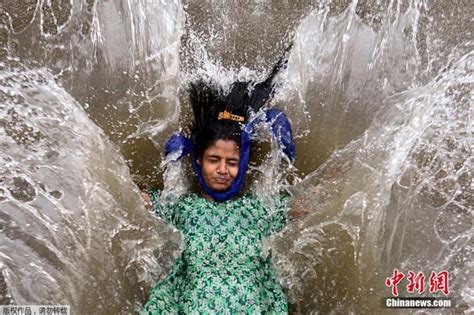 印度暴雨已致86人死亡 医院被淹、病房进水变小河_新宁德