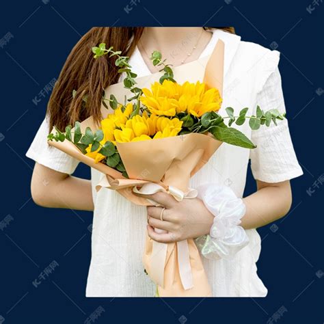 温柔女生头像手拿鲜花