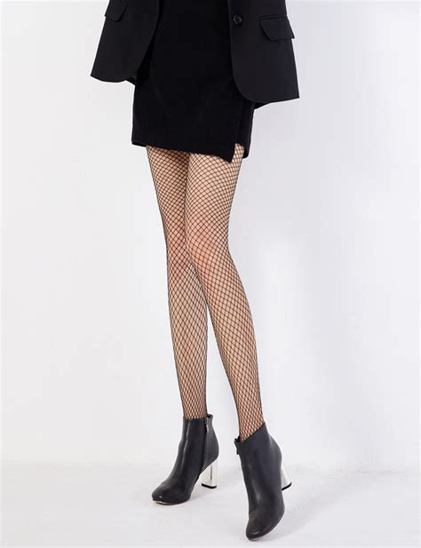 ssalegs第949期：素人模特的复古短裙黑丝袜买家秀（上）-SSA丝社