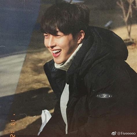张基龙图片
