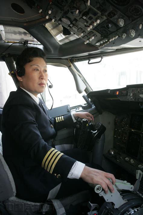 山航首位女机长王惠：37载飞行生涯安全落幕-中国民航网