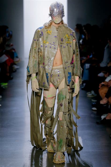 环保生态战士-塑料 Plastic-天天时装-口袋里的时尚指南