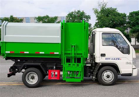 东风多利卡挂桶垃圾车（5方）|挂桶垃圾车|程力专用汽车股份有限公司