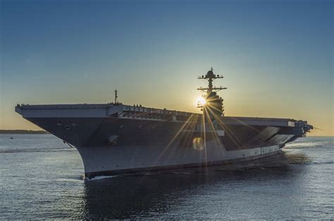 美国海军接收第18艘濒海战斗舰_凤凰网