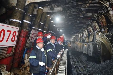 省煤业集团全力加强电煤保供 每日约1万吨煤供湖南电厂 - 经济要闻 - 新湖南