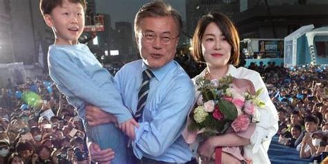 父亲是韩国总统 她却在家相夫教子安心做家庭主妇_手机新浪网