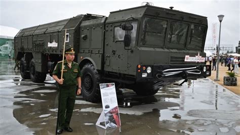 俄罗斯总统普京：军工企业必须提供前线所需武器_腾讯视频