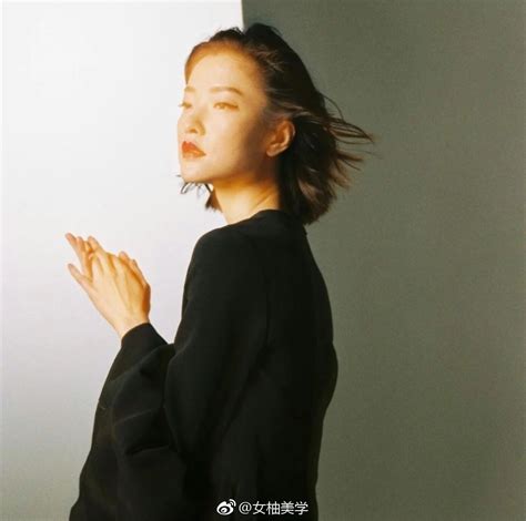 杜鹃妆容甜美女生头像