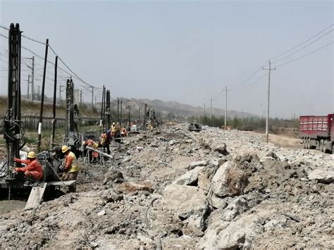 格尔木南站项目|亚恒地基|甘肃亚恒建设工程有限公司