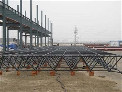 三层网架-徐州华旭钢网架结构厂,钢网架结构,网架钢结构,螺栓球网架,球形网架生产厂家