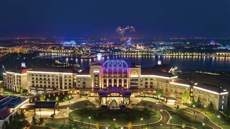 【上海迪士尼】迪士尼乐园酒店1晚2天双人游【含门票】_报价_多少钱 – 遨游网
