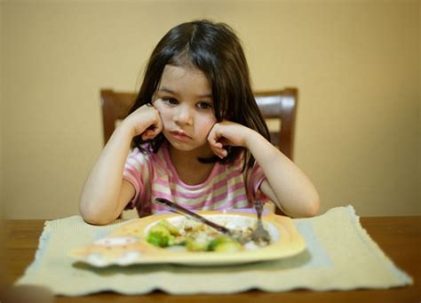 美国少女患极度厌食症 体重仅36斤_手机凤凰网